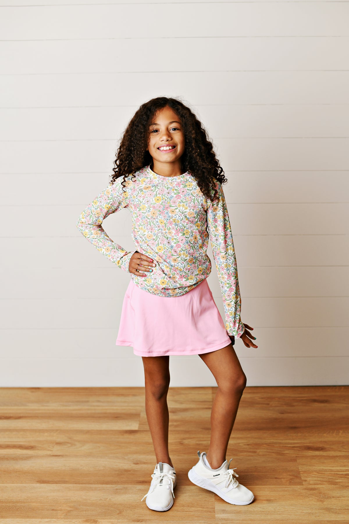 Boho Floral Top w/Finger Hole